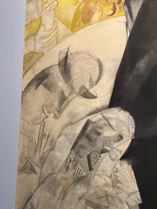 Можно сказать, перед занавесом успела побывать на выставке Шагала.